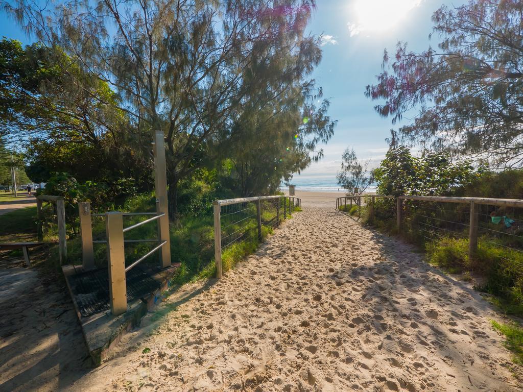 Burleigh Surf Apartments Gold Coast Bagian luar foto