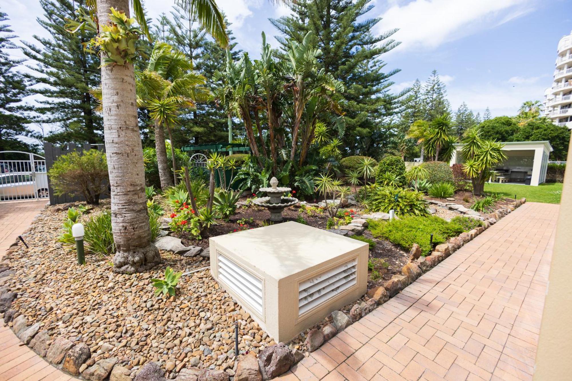 Burleigh Surf Apartments Gold Coast Bagian luar foto