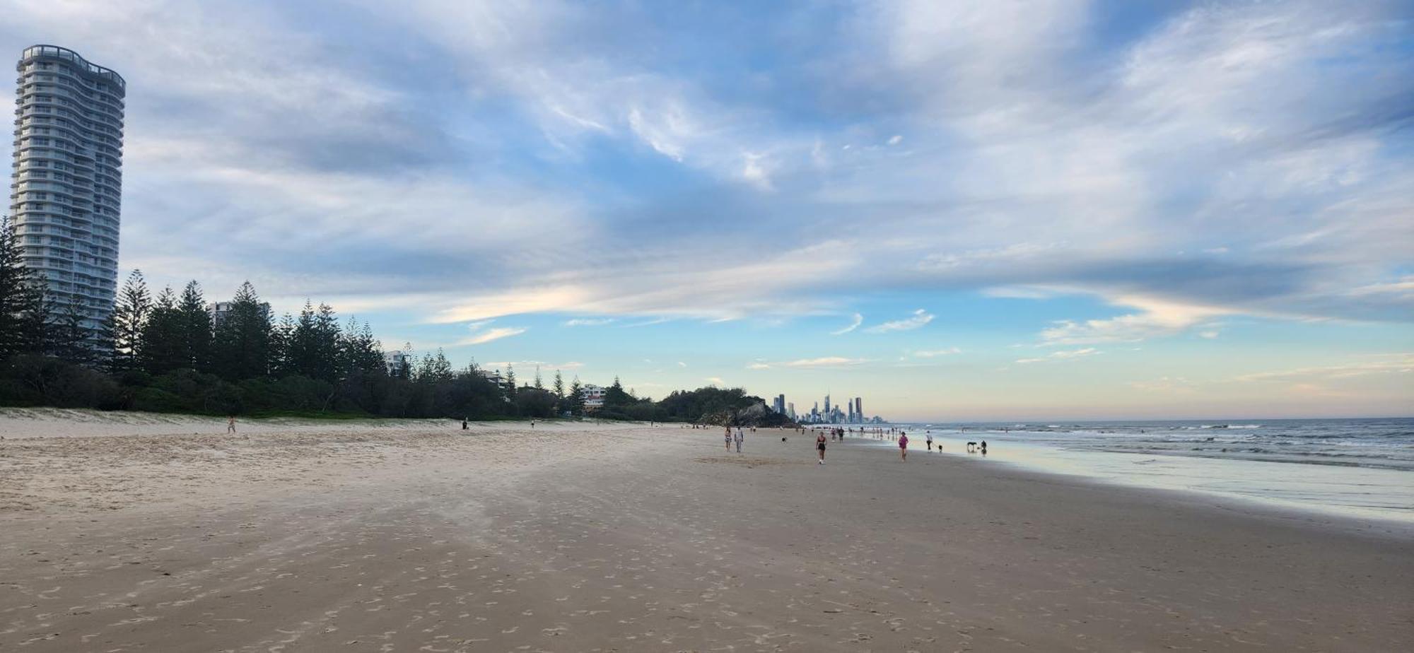Burleigh Surf Apartments Gold Coast Bagian luar foto