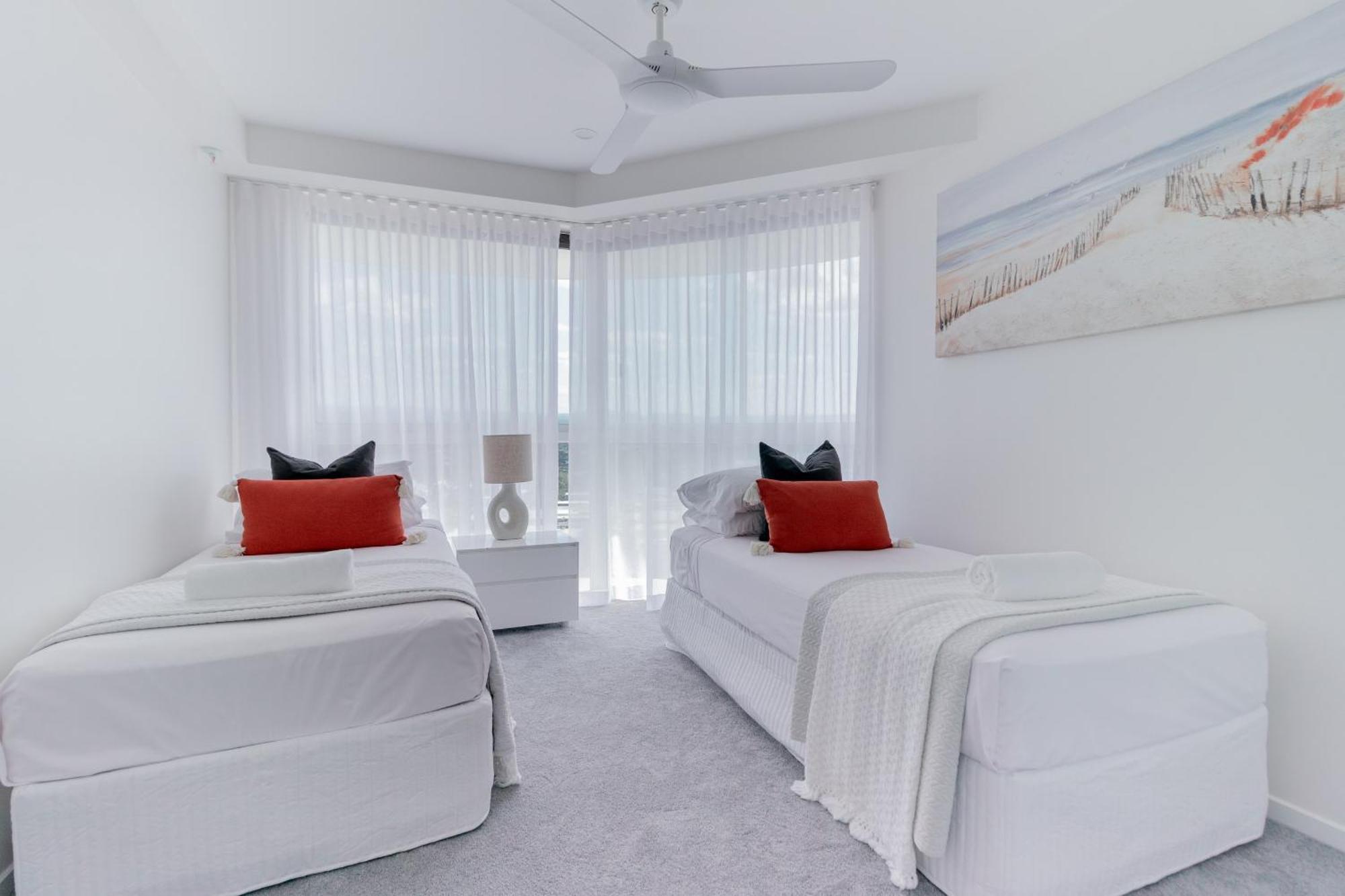 Burleigh Surf Apartments Gold Coast Bagian luar foto