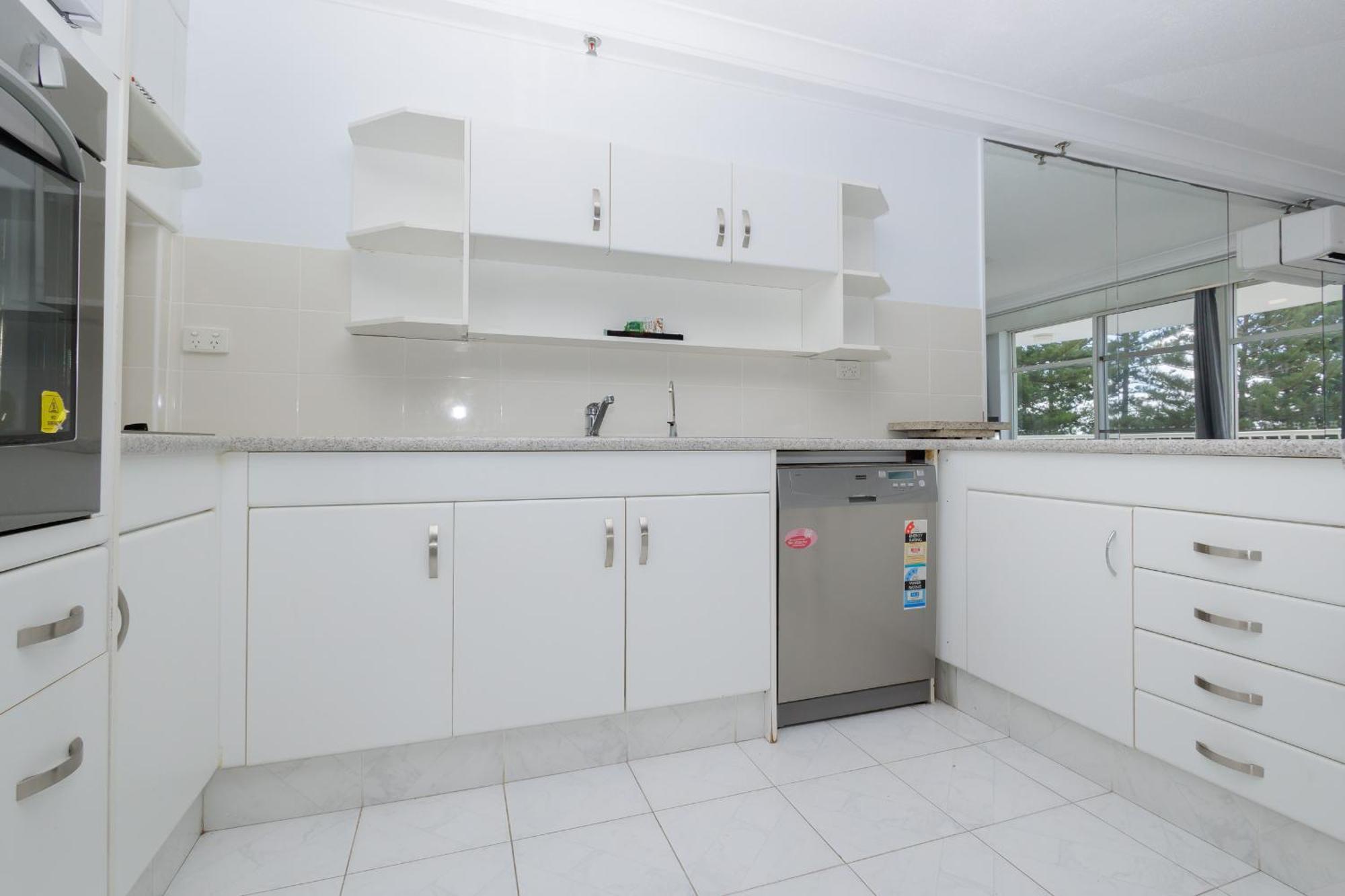 Burleigh Surf Apartments Gold Coast Bagian luar foto