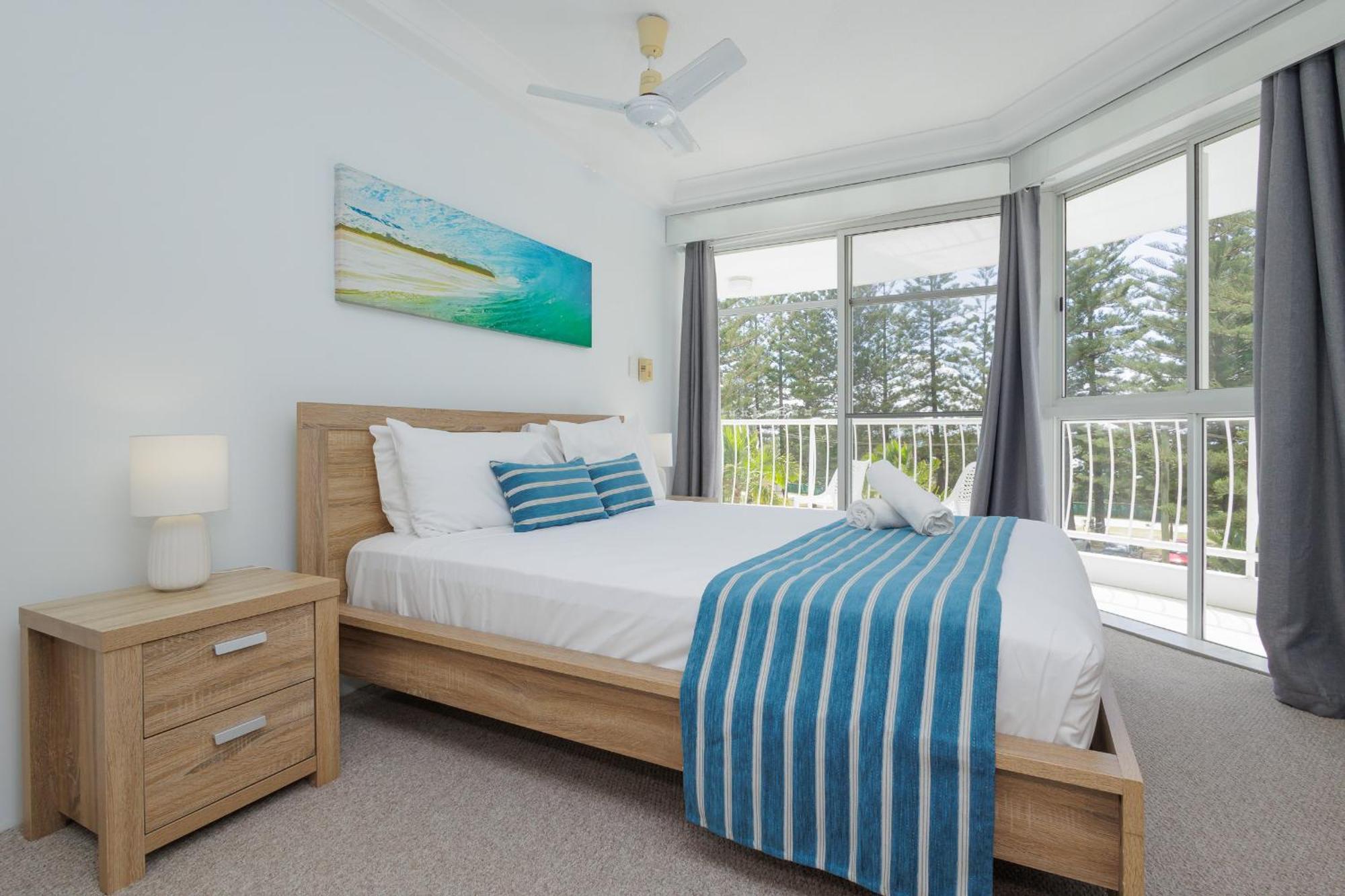 Burleigh Surf Apartments Gold Coast Bagian luar foto